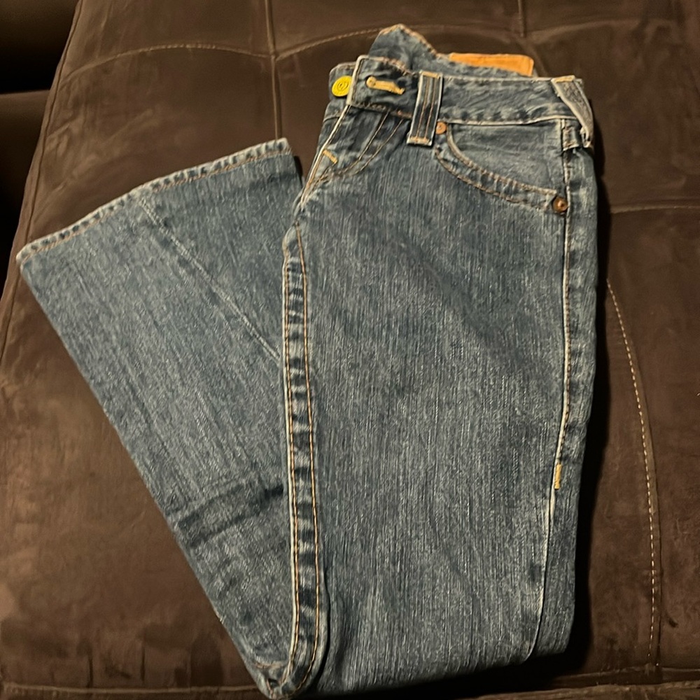 Medium denim